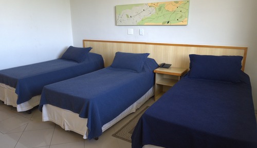 Habitación triple estándar, vistas a la ciudad