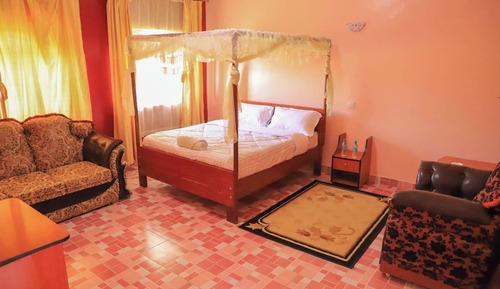 Standard Double Room, Garden View