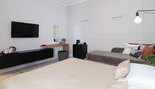Triple Room, Balcony, Courtyard View