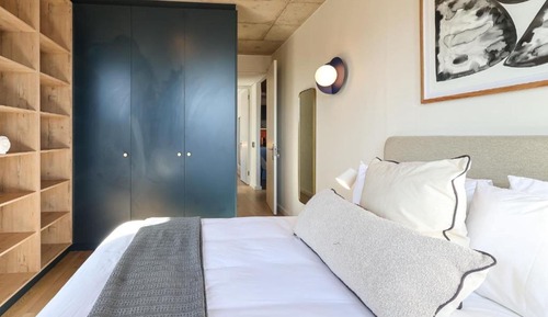 One Bedroom Apartment