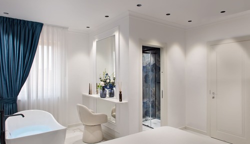 Luxury Room