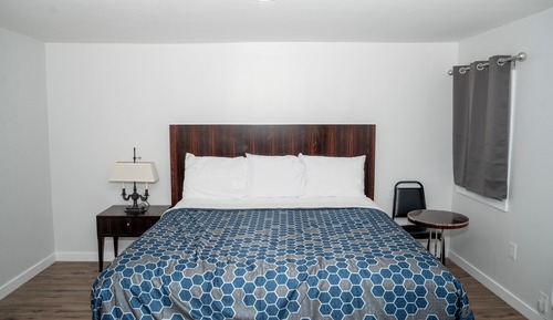 Habitación estándar, 1 cama de matrimonio grande, no fumadores, Se admiten mascotas