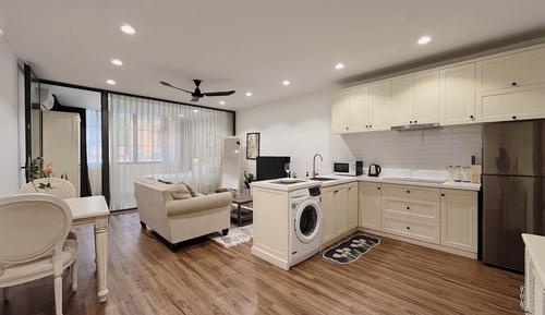 Luxury Apartment, 1 Bedroom, Balcony, Garden Area