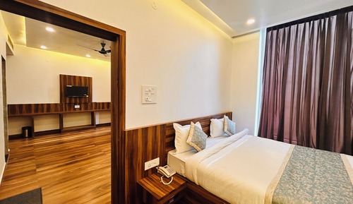 Superior Room, City View