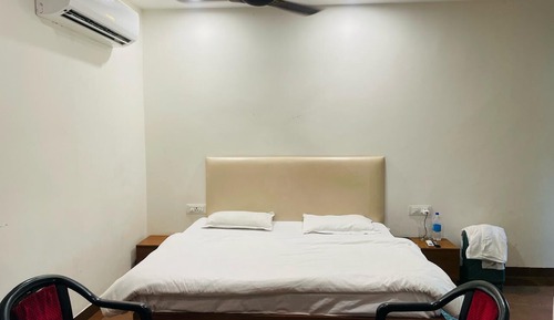 Superior Double Room, City View