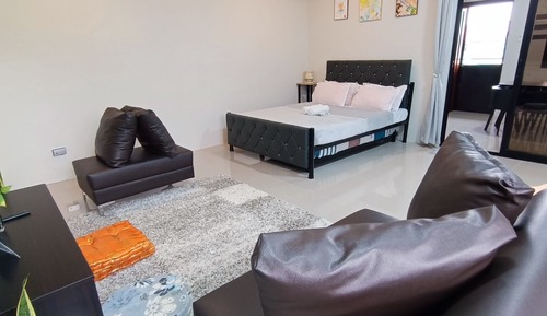 Deluxe Apartment, 1 Bedroom, Balcony, Mountain View