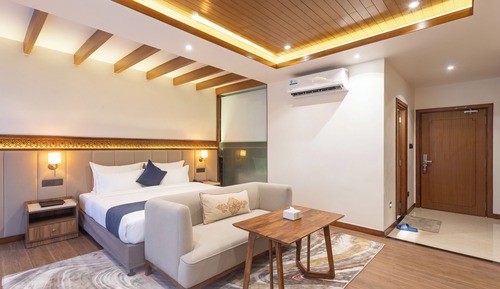 Junior Suite, Balcony, City View