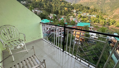 Deluxe Double Room, 1 King Bed, Mountain View