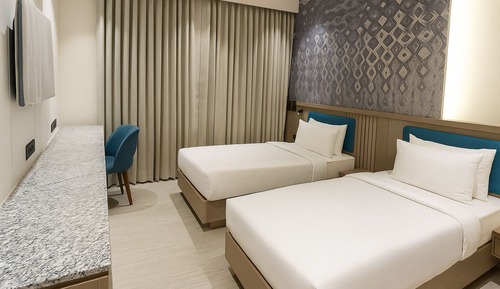 Twin Room, 2 Twin Beds, Non Smoking, City View