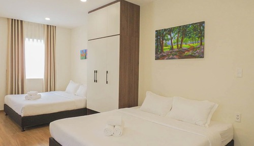 Family Quadruple Room, Kitchen, City View
