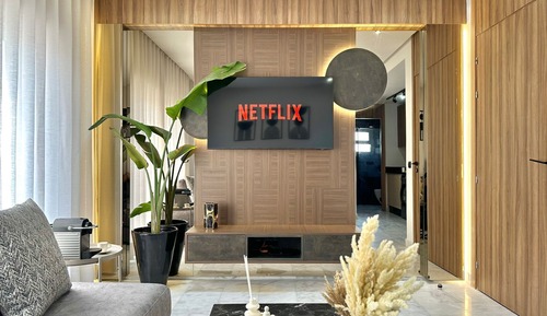 Deluxe Studio Suite, City View