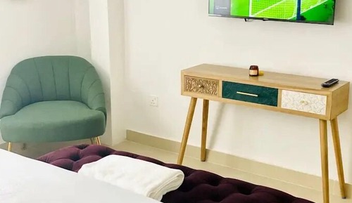 Junior Room, Balcony, City View
