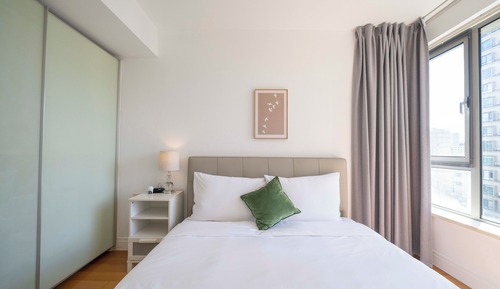 Apartamento superior, 1 habitación, cocina, vistas a la ciudad