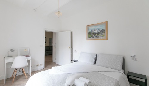 Apartamento, balcón, vistas a la ciudad