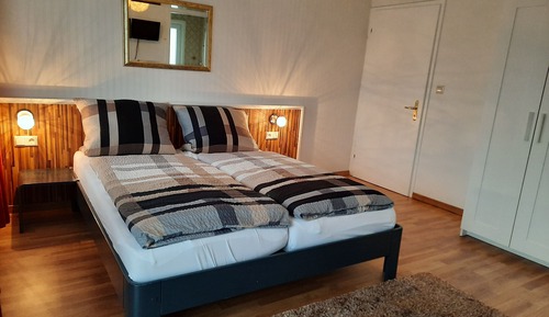 Habitación Confort doble, balcón, vistas al jardín
