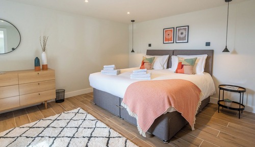Superior Apartment, Valley View