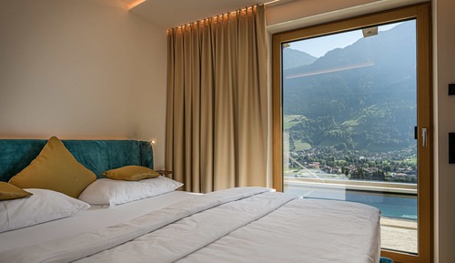Apartamento superior, vistas a la piscina