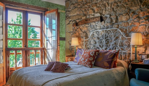 Habitación estándar con 1 cama doble o 2 individuales