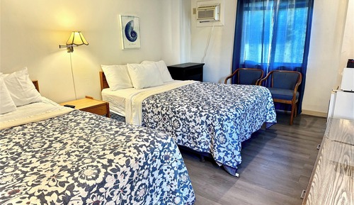 Habitación tradicional, varias camas