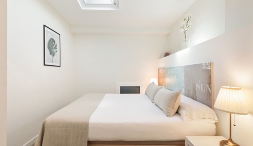Ático exclusivo, 2 habitaciones, terraza