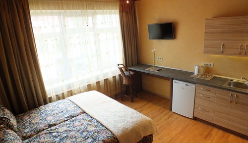 Estudio estándar, cocina básica