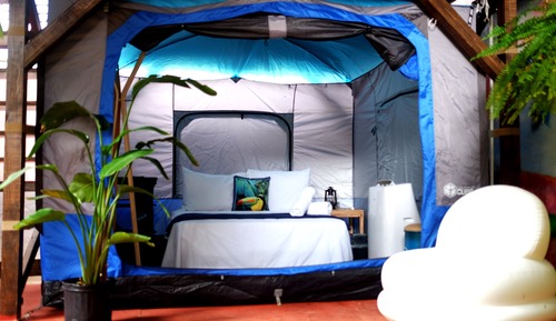 Tienda Confort, 1 cama de matrimonio, no fumadores, vistas al jardín