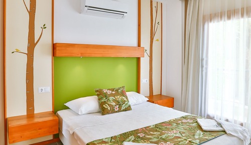 Apartamento económico, 1 habitación, balcón, vistas a la ciudad