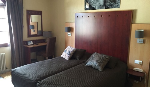Habitación Confort con 2 camas individuales