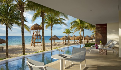 Xhale Club Master Suite Swim Out Ocean Front King