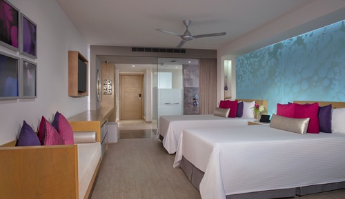 Xcelerate Junior Suite Tropical View Double