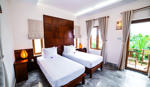 Suite with Balcony