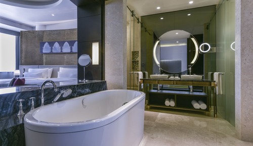 Habitación Deluxe, 1 cama de matrimonio grande, vistas a la piscina