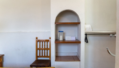 Single Room, 1 Double Bed
