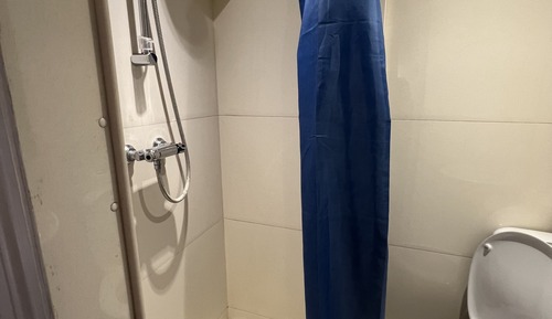 Habitación individual, baño privado