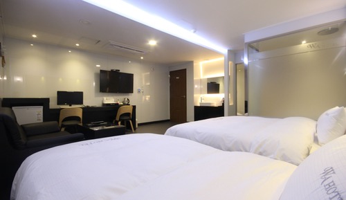 Habitación estándar con 2 camas individuales