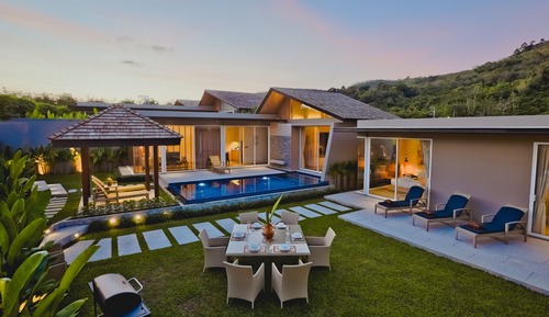 Villa ejecutiva, 4 habitaciones, piscina privada, vistas a la piscina