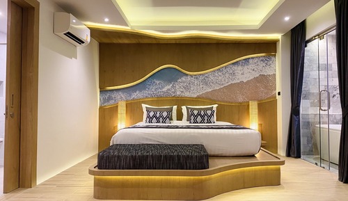 One Bedroom Suite