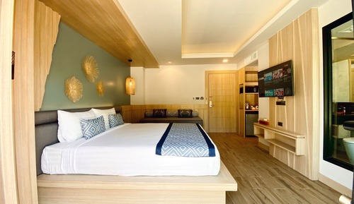 Habitación Deluxe, acceso a la piscina