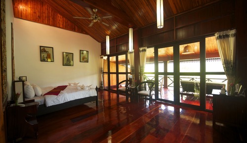 Suite junior, vistas al río