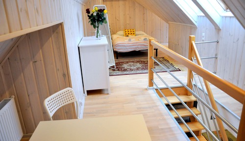 Apartamento familiar, 2 habitaciones, frigorífico, entresuelo