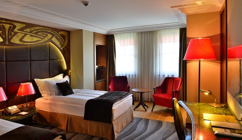 Deluxe Twin Room