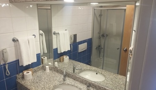 Habitación clásica (Partial Sea View)