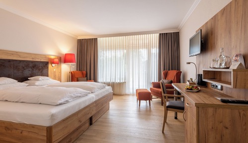 Habitación Confort doble, no fumadores, vistas al jardín