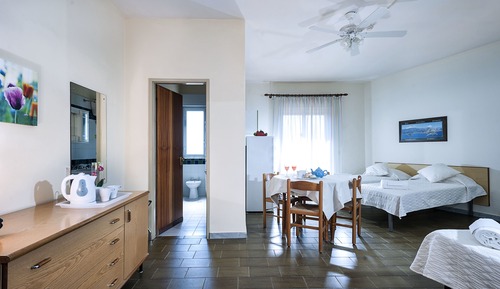 Estudio Grand, balcón, en una planta alta