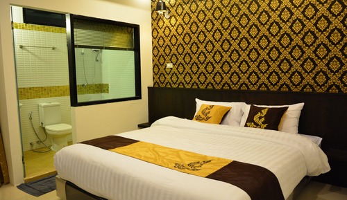 Superior Queen Bed