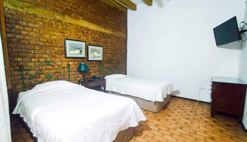 Habitación estándar con 2 camas individuales