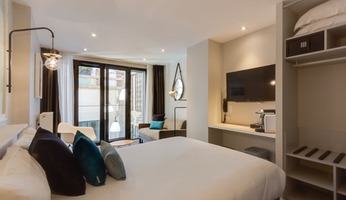 Suite junior, 1 cama de matrimonio grande con sofá cama