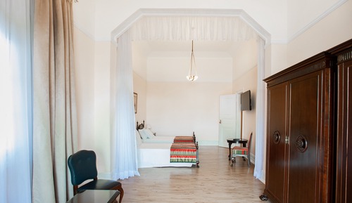 Habitación Deluxe con 2 camas individuales, varias camas