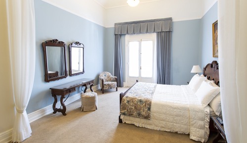Suite estudio presidencial, varias camas