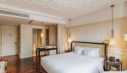 Habitación Deluxe, 1 cama de matrimonio grande, vistas a la ciudad